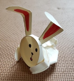 紙コップウサギ